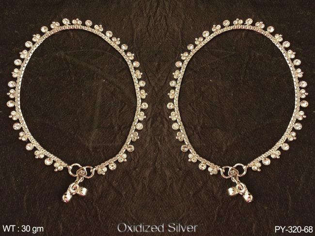 PY-320-68-WHITE