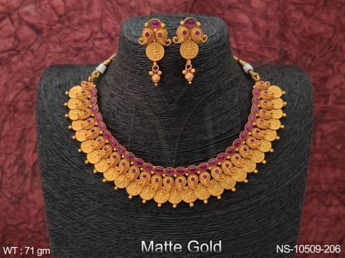 matte-gold-polish-god-laxmi-figure-coin-south-style-wedding-wear-kemp-temple-coin-necklace-set-