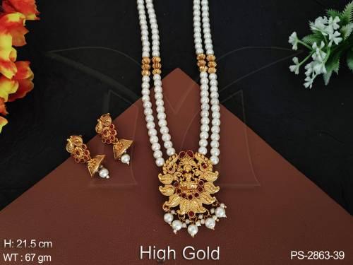temple-jewellery-god-laxmi-pendant-high-gold-polish-beautiful-clustered-pearl-long-temple-pendant-set-