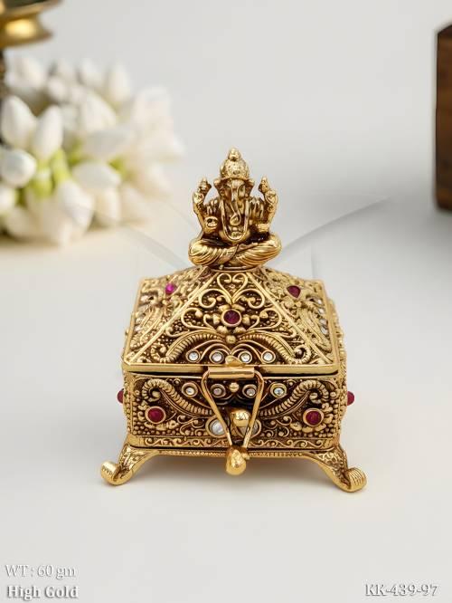 temple-style-ganesha-sindoor-box-in-high-gold-finish
