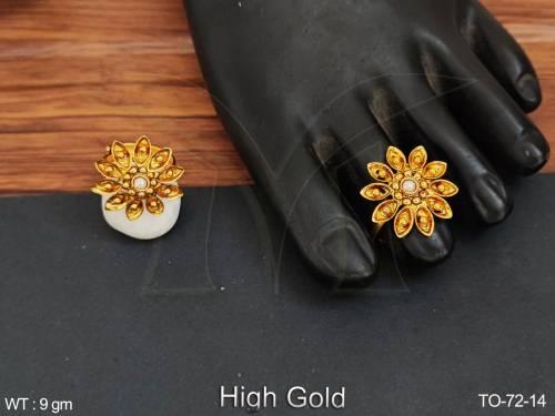 antique-jewellery-beautiful-high-gold-polish-party-wear-toe-ring-