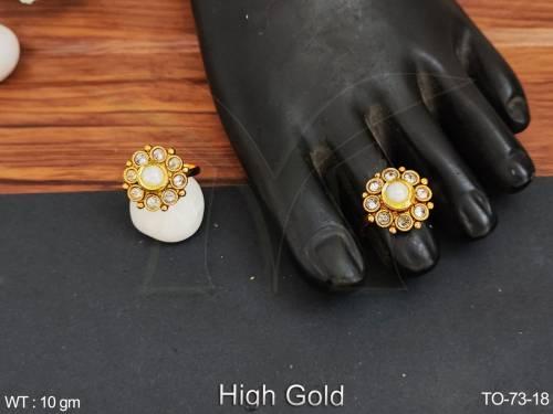 antique-jewellery-designer-high-gold-polish-party-wear-toe-ring-