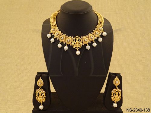 kemp temple necklace set detail