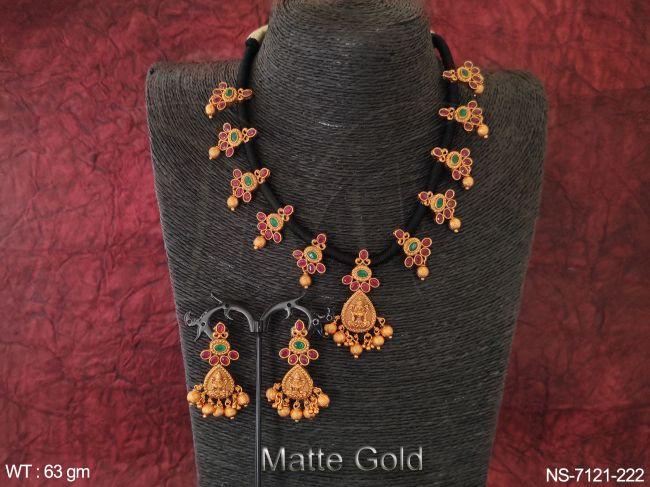 Designer Matte Gold polish  Kemp Necklace Set with Gold Clustered Pearls — NS-7121-222