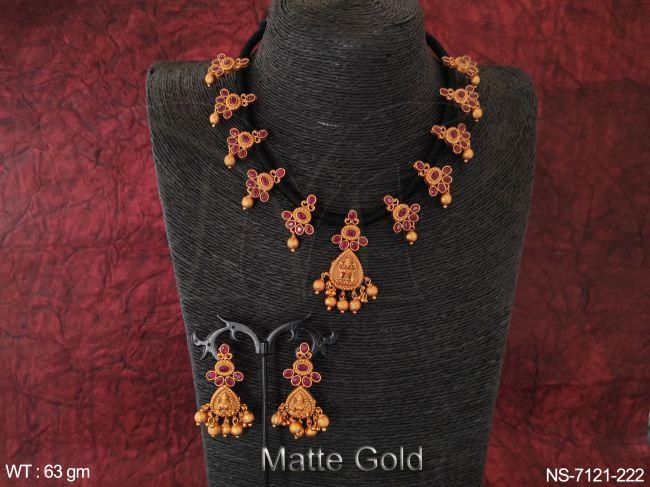 Designer Matte Gold polish  Kemp Necklace Set with Gold Clustered Pearls — NS-7121-222
