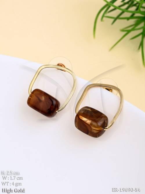 stylish-marble-finish-mini-earrings-high-gold-geometric-western-earrings