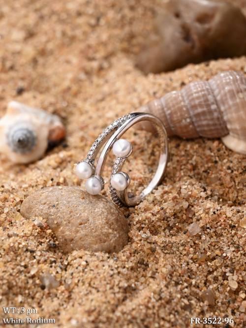 pearl-american-diamond-white-rhodium-designer-ring